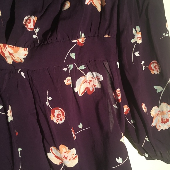 NWT Urban Outfitters long sleeve jumper - size 6 - Picture 5 of 6